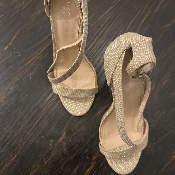 Carvela Kurt Geiger Gold Strappy Heels Size 38 (8) - Picture 2 of 3